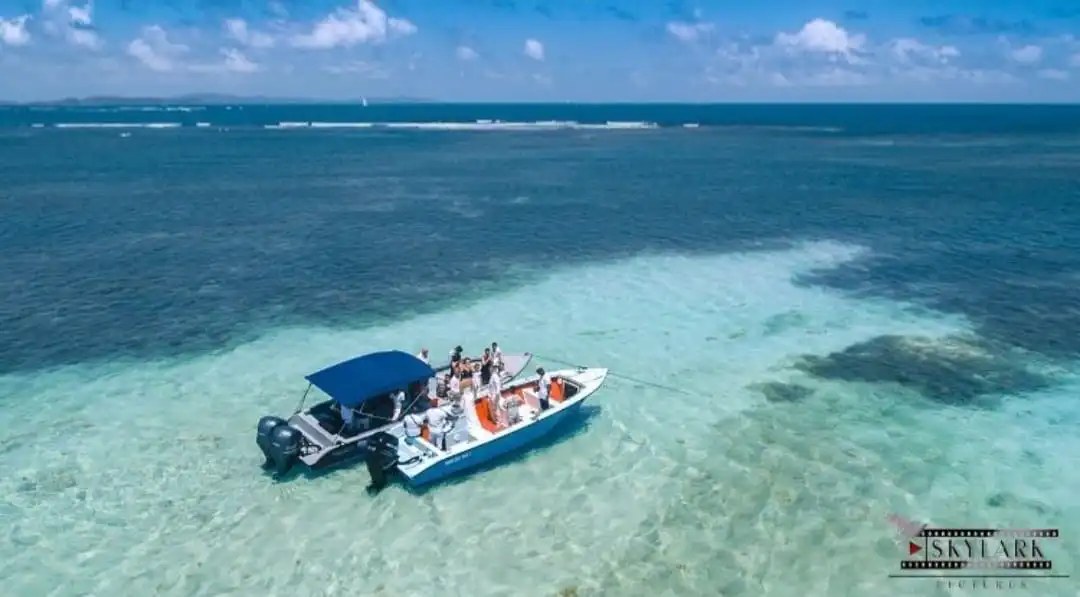 Josephine's Bathtub & Diamond Rock Boat Expedition
