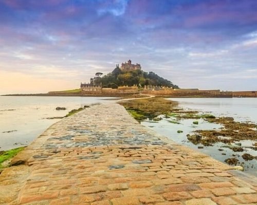Bespoke Private Cornwall Day Tour: Castles, Coves & Cliffs