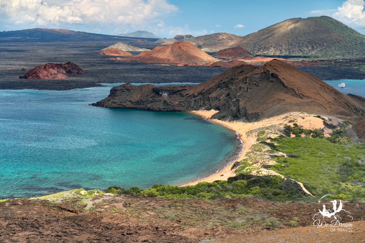 Private Charter to Bartolomé & Sullivan Bay: Lava Fields & Penguins