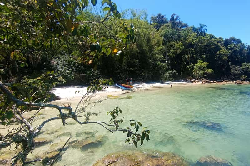 Ilha do Francês & Mole Beach: Luxury Private Yacht Half-Day