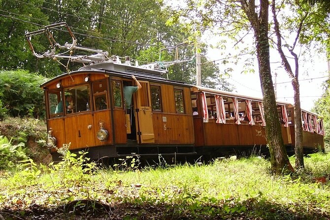 La Rhune: Vintage Rack Railway to the Summit of the Basque Pyrenees