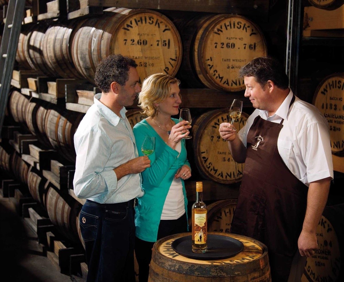 Hellyers Road Single Malt Whisky Distillery: Barrel Room & Tasting