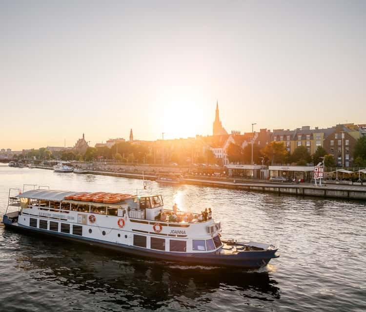 Oder River & Dąbie Lake: Private Luxury Cruise