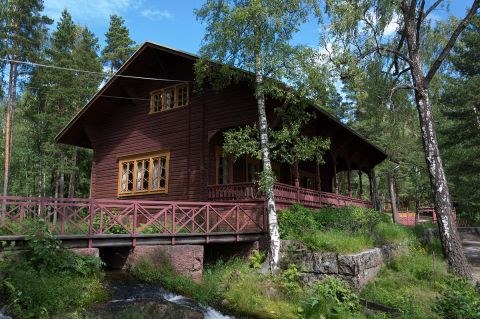 Langinkoski Imperial Fishing Lodge: Tsar's Private River Retreat