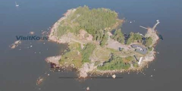 Varissaari Island & Fort Elisabeth: Archipelago Fortress by Private Boat