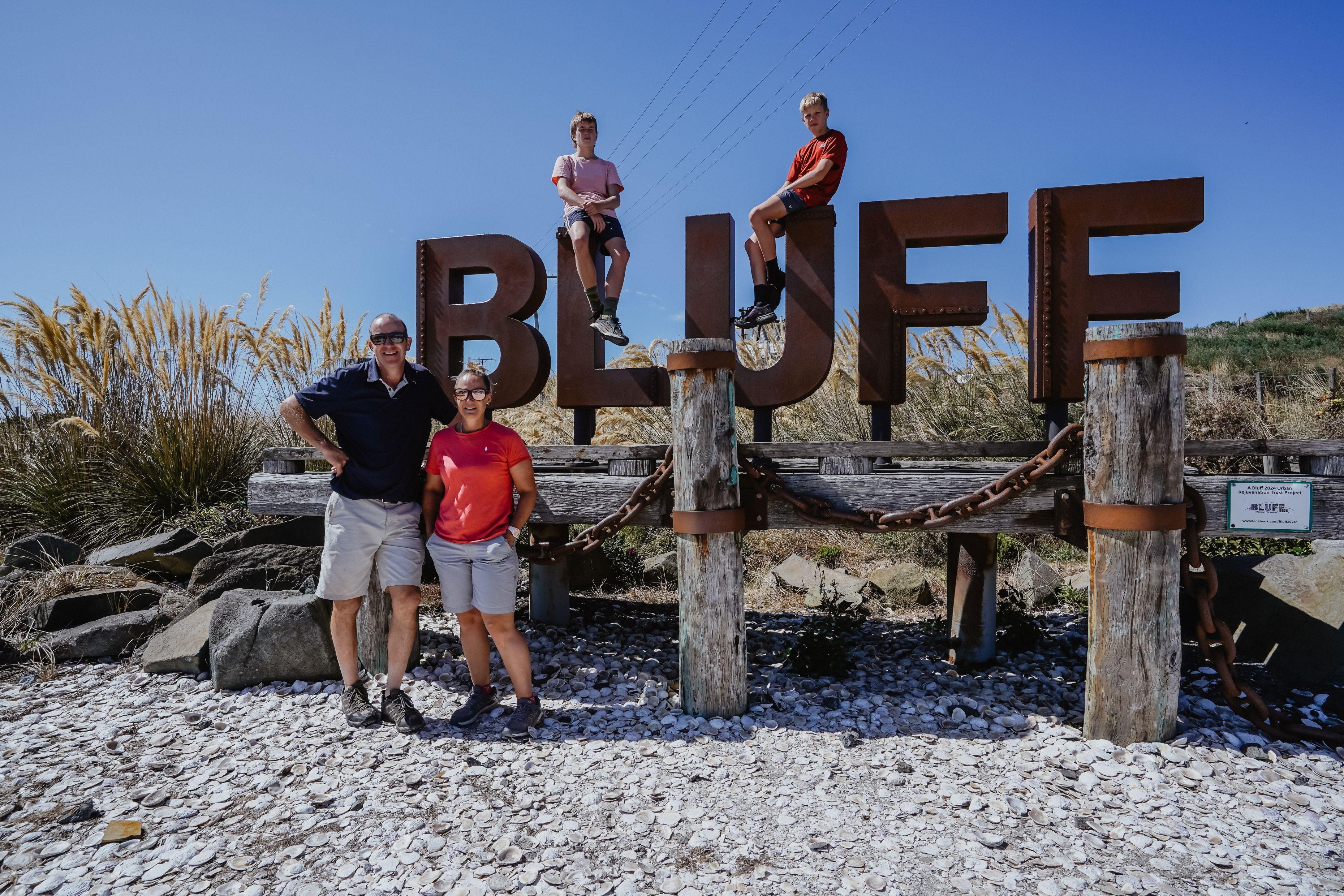 Bluff Oyster Farm: Private Tasting & Harbour Cruise