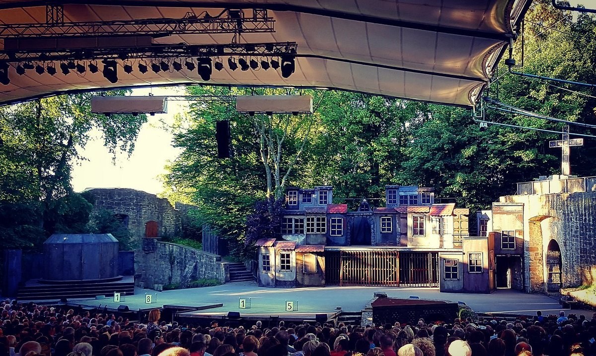 Südwestfälische Freilichtbühne: Open-Air Theatre Under the Stars