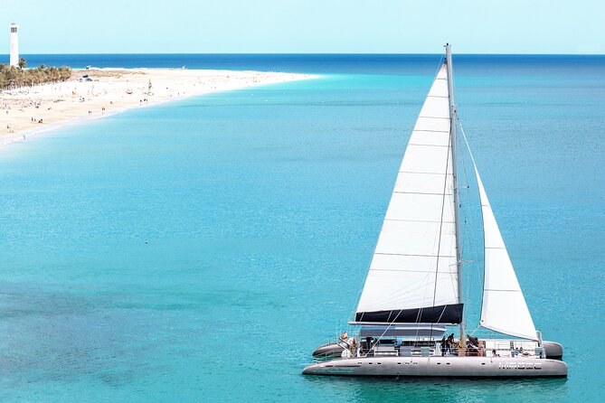Magic Select Catamaran: Gourmet Food, Open Bar & Snorkel