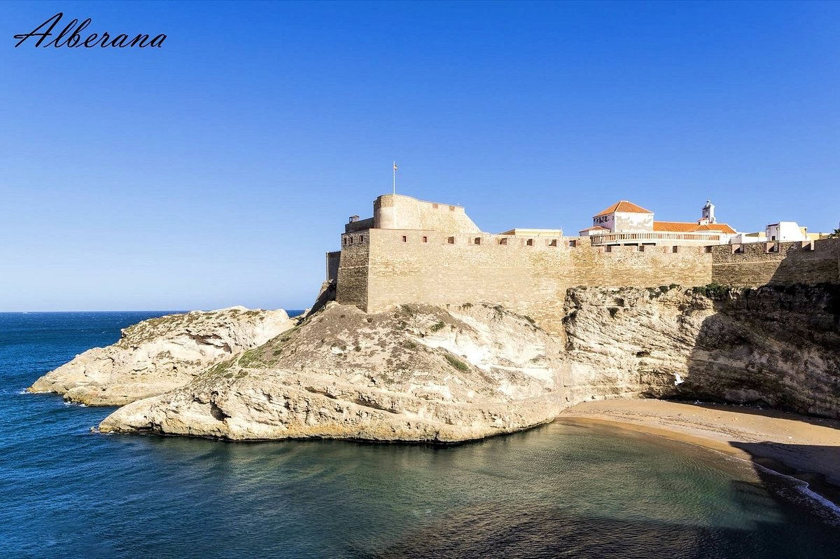 Melilla la Vieja: Private Guided Fortress & Tunnel Secrets