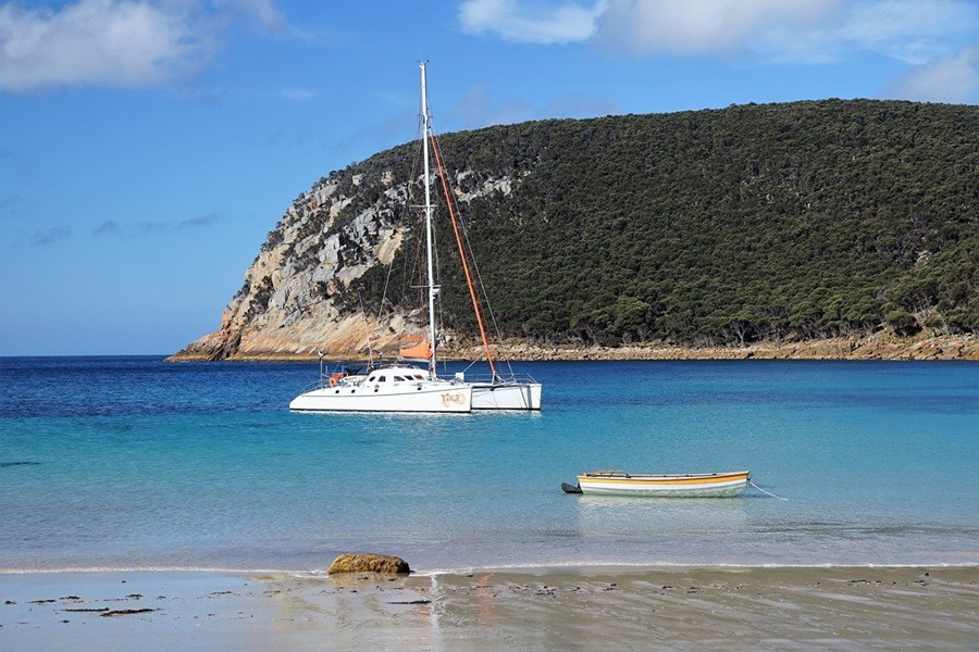 Deal Island Lighthouse & Remote Archipelago Expedition Sail