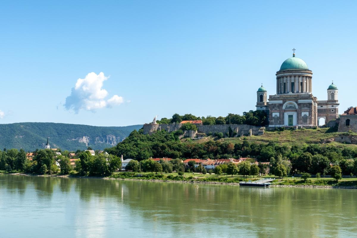 Esztergom Basilica: Private Expert Tour + Treasury & Crypt
