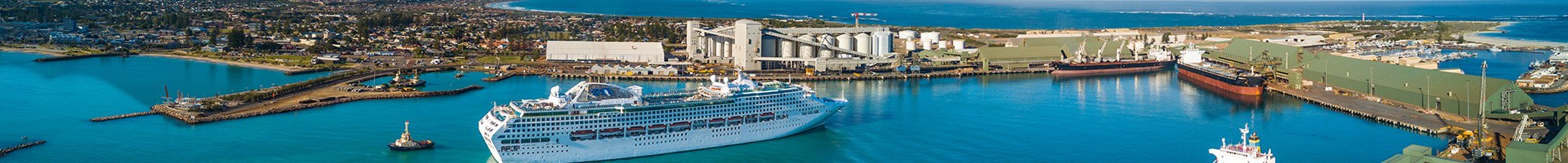 On-Water Port Tour: Geraldton's Working Harbour by Boat