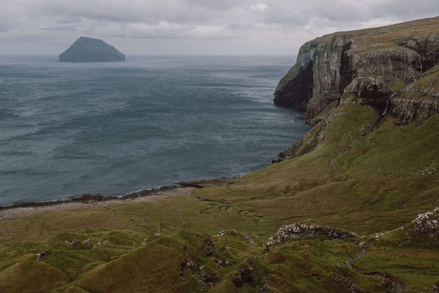 Suðuroy Grand Scenic Drive: Lakes, Villages & Waterfall Secrets