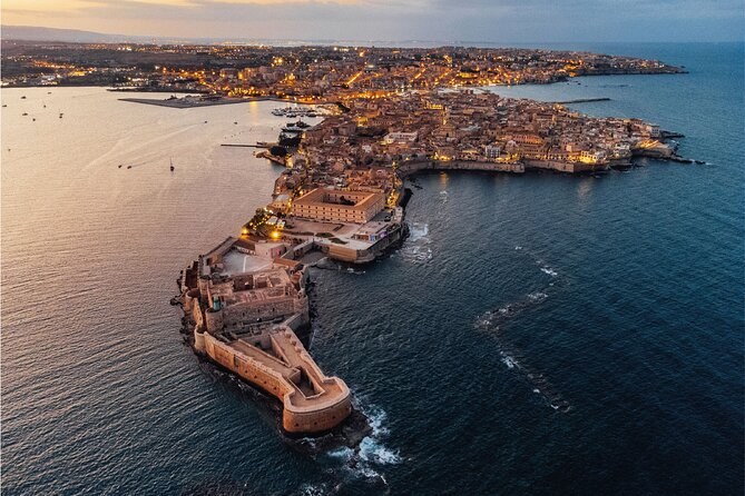 Ortigia Island: Private Guided Walking Tour with Local Expert