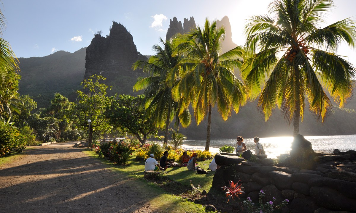 Marquesas Highlands: Private 4×4 Safari to Hatiheu & Kamuihei