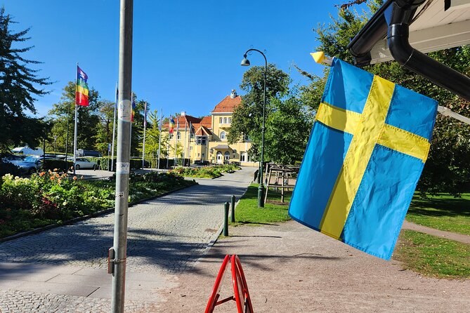 Private Malmö Highlights Tour: 4 Hours, Train & Fika Included