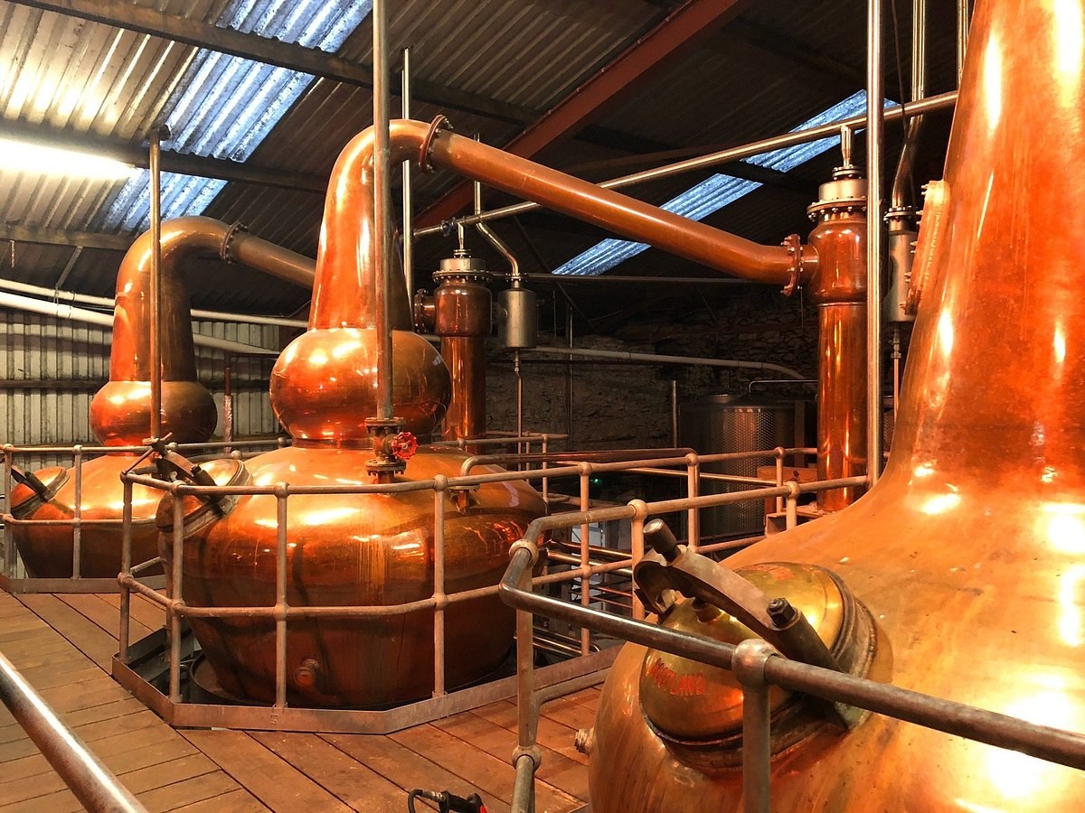Dingle Distillery: Exclusive Tour & Premium Whiskey Tasting