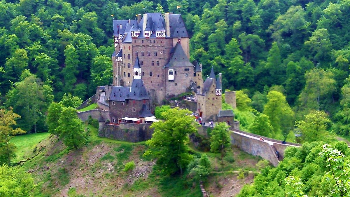 Eltz Castle: Private Guided Tour of the Rhine's Fairy-Tale Fortress