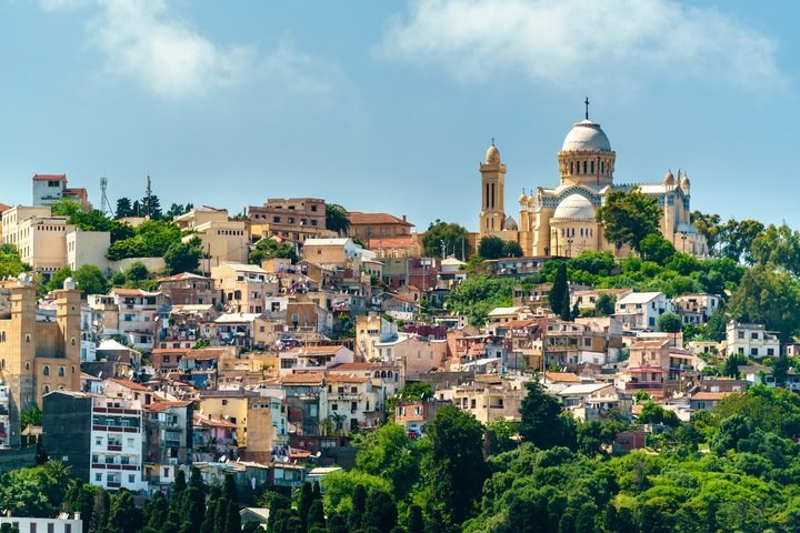 Private Art, Culture & Hidden Gardens of Algiers Shore Tour