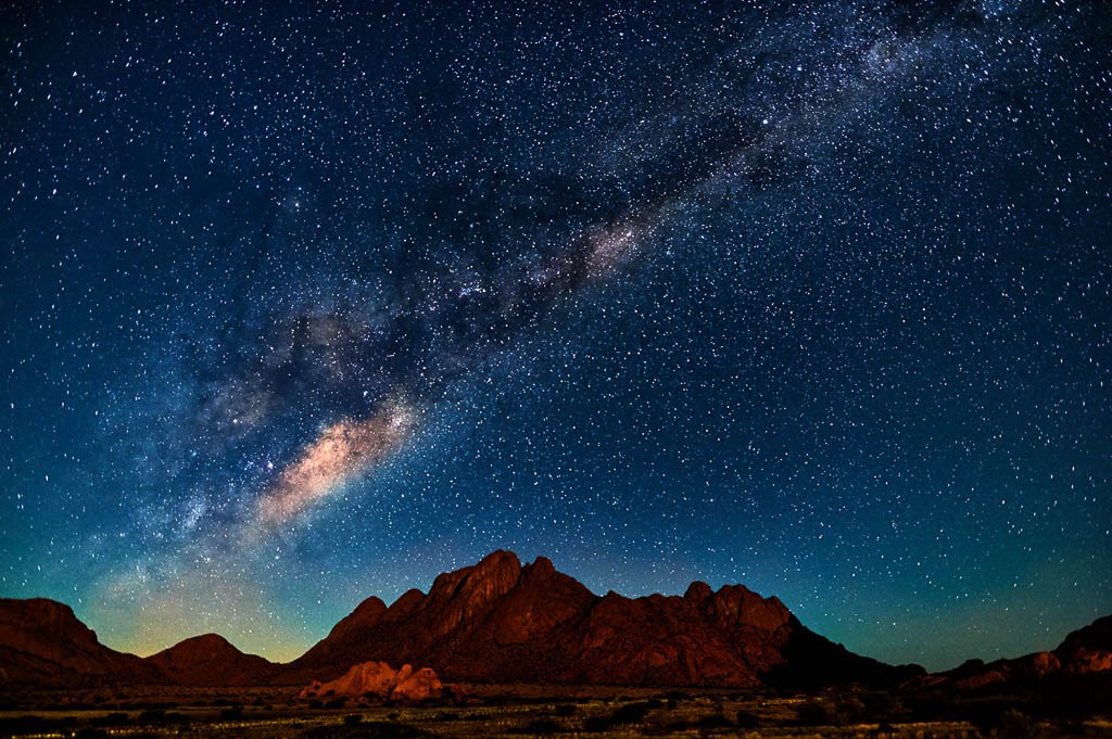 Namib Desert Stargazing & Sundowner: Private Expert-Led Evening