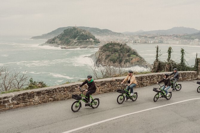 Private Electric Bike Tour: Coastline, Zurriola & Kursaal