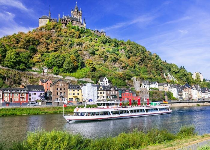 Rhine Gorge Castle Cruise: Rüdesheim to St. Goar & Back