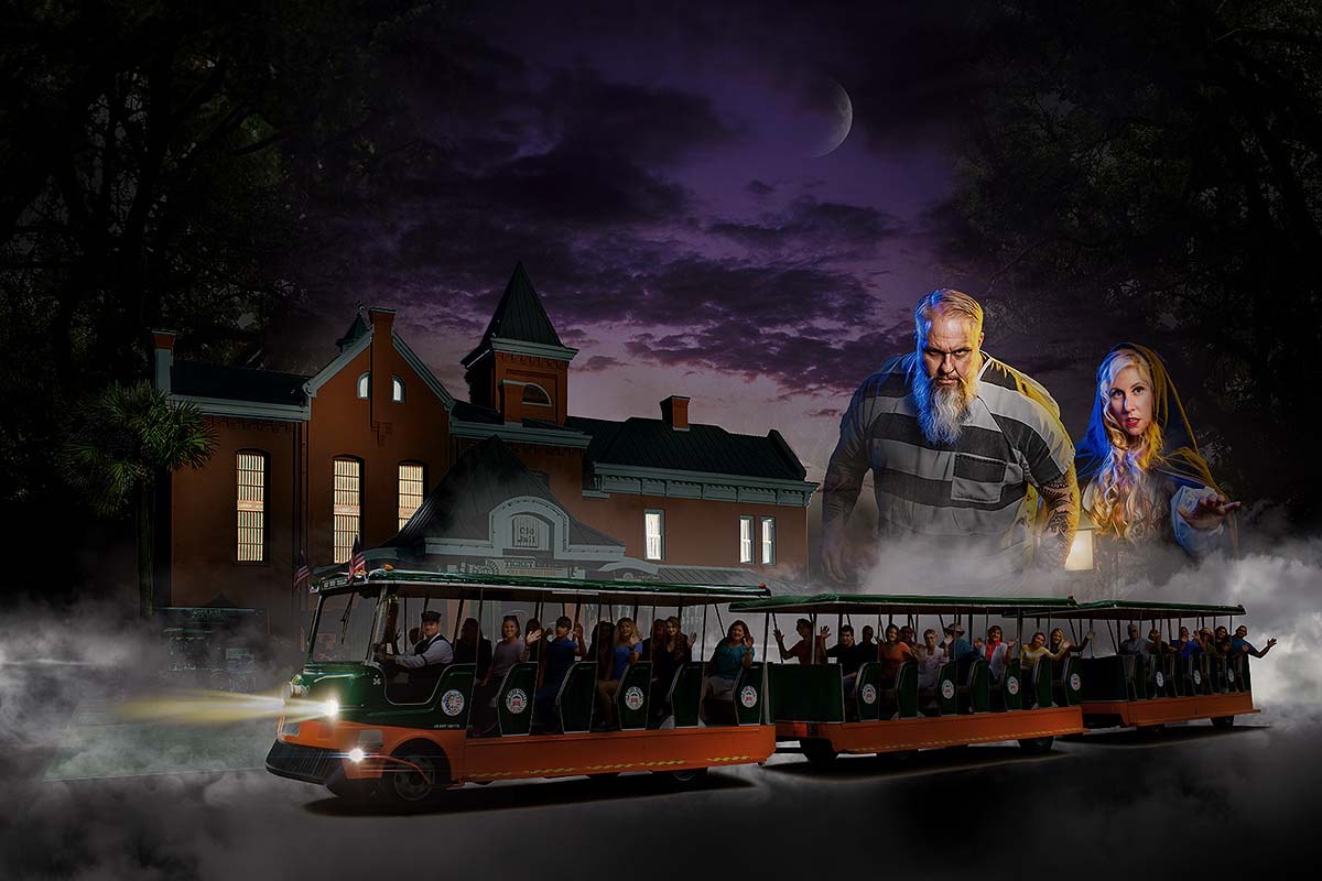 Old Town Trolley Private Charter: St. Augustine After Dark Ghost Tour