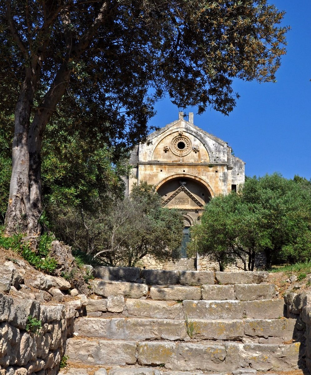 Chapelle Saint-Gabriel & Alpilles Scenic Drive: Hidden Romanesque Jewel