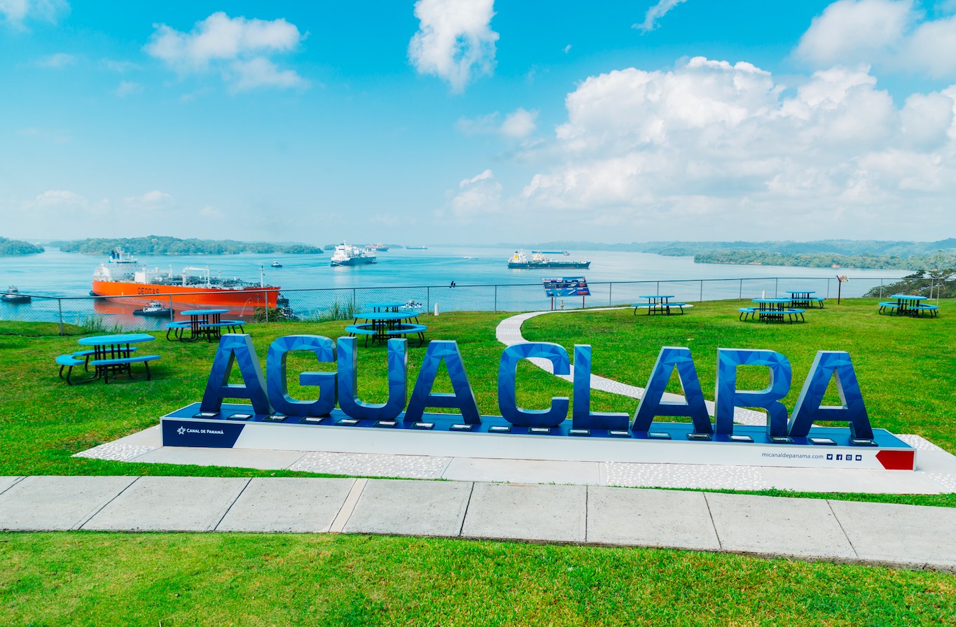 Agua Clara New Locks Visitor Centre: VIP Overlook & Expert Guide