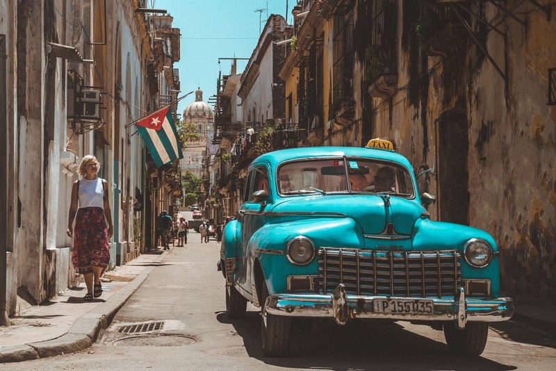 Classic American Car Private City Tour of Havana