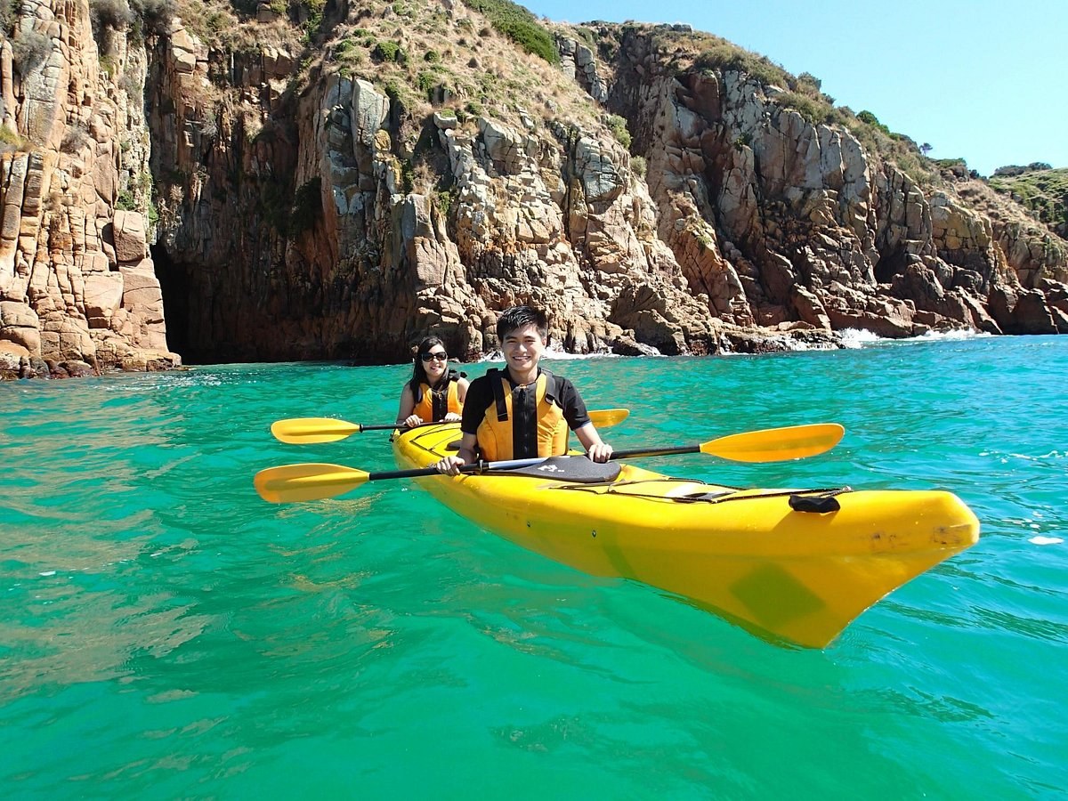 Pioneer Kayaking: Cape Woolamai Sea Kayak Expedition