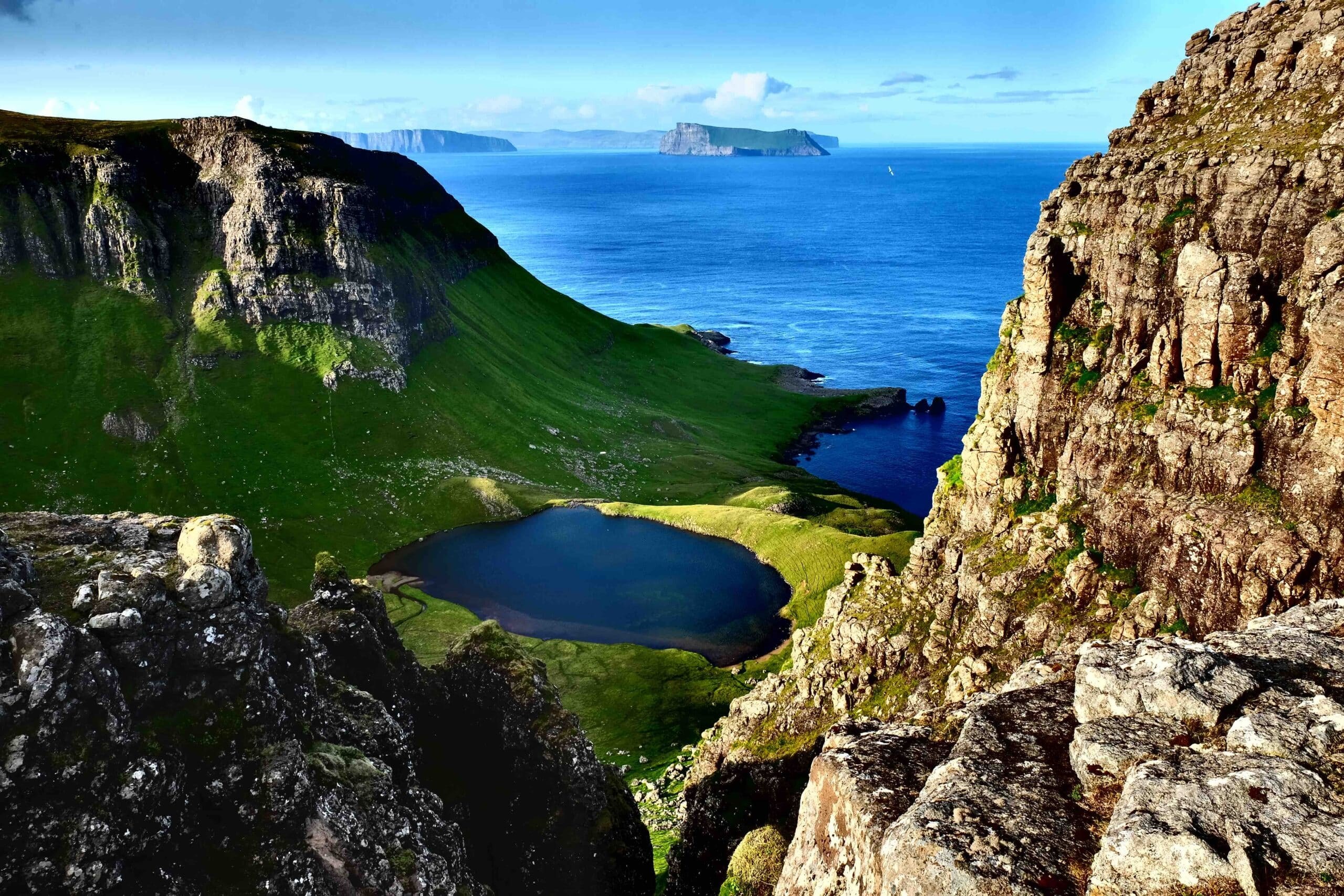 Hvannhagi Valley Trek: Súðuroy's Secret Wilderness