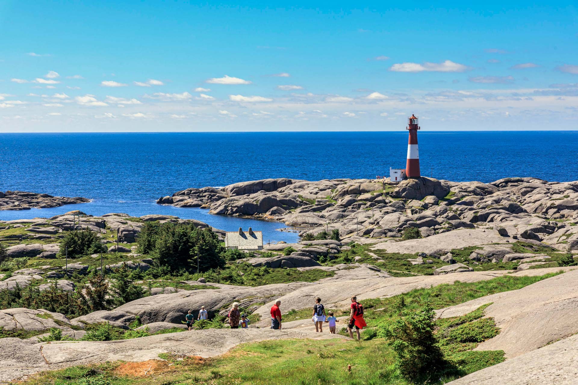 Eigerøy Lighthouse: Private Coastal Heritage Walk & Tower Ascent