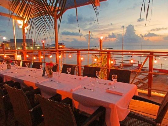 Private Chef's Table: Authentic Caymanian Farm-to-Sea Dinner