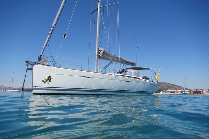 Private Sailboat: Strait of Gibraltar & Dolphin Safari