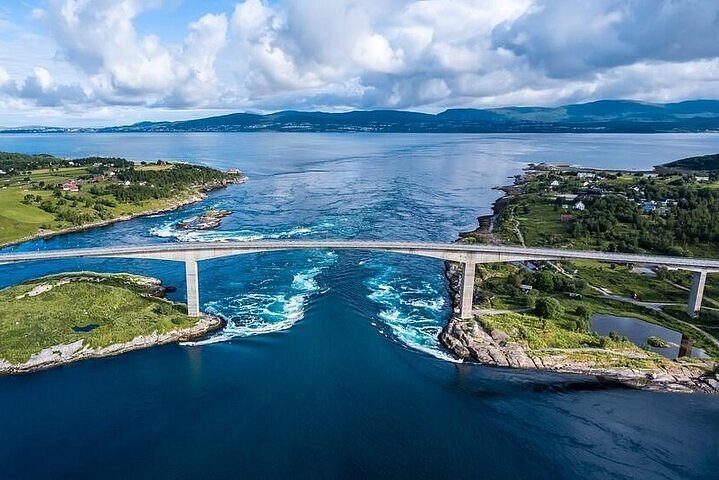 Magical Saltstraumen Small-Group Tour – The Private Edition