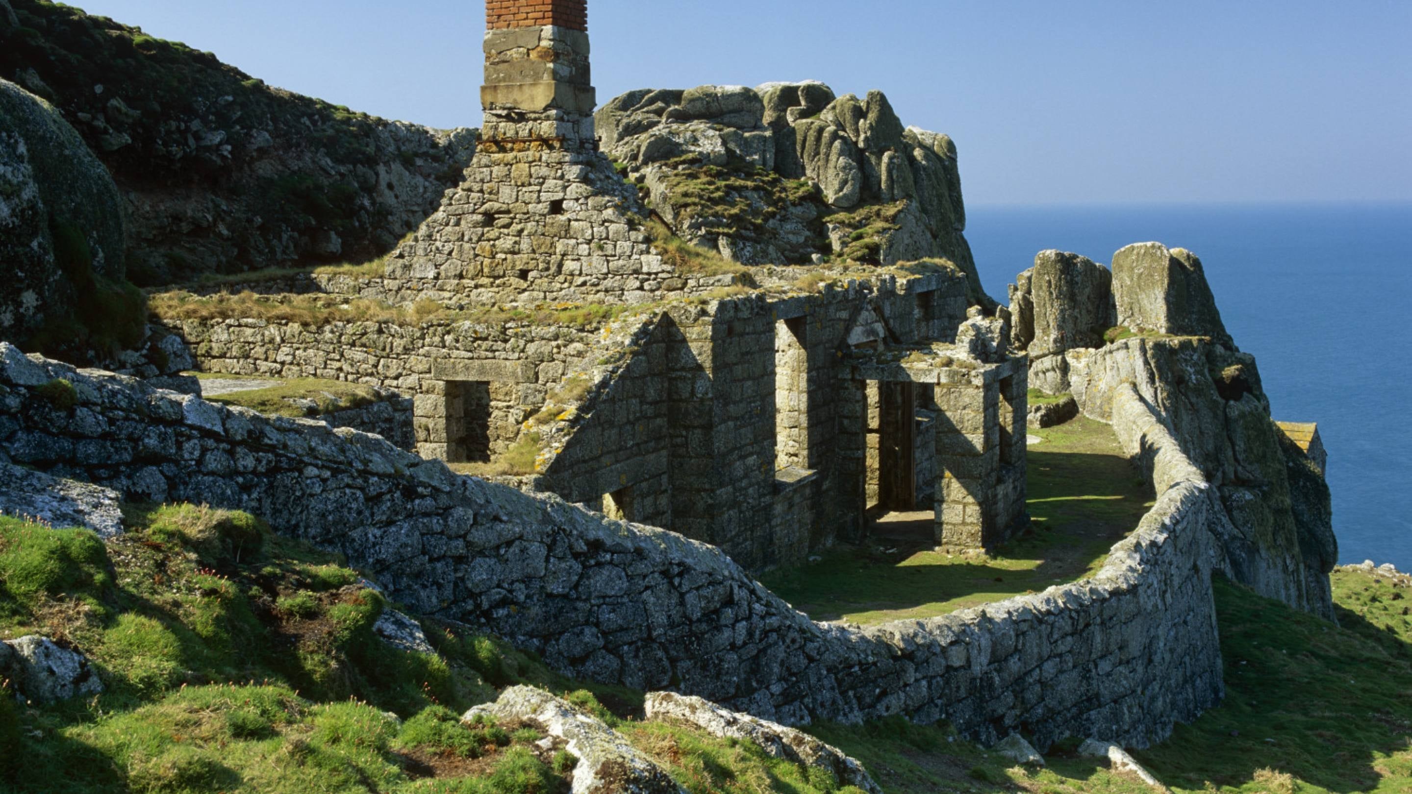 Marisco Castle & Medieval Lundy: Private Historian Tour