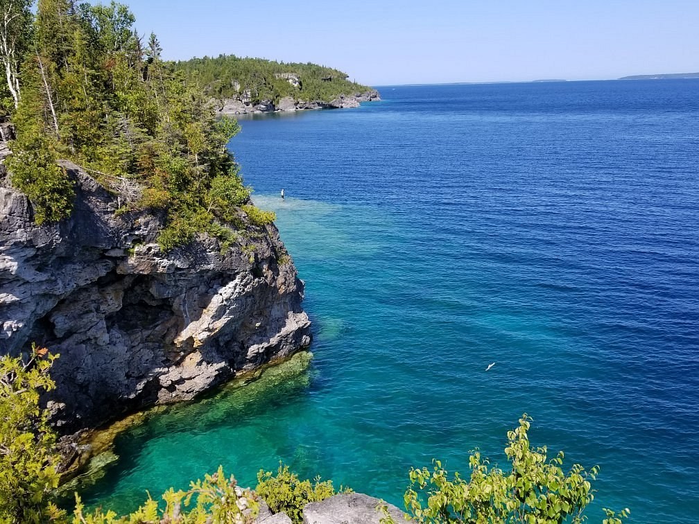 The Grotto & Indian Head Cove: Guided Hike in Bruce Peninsula NP
