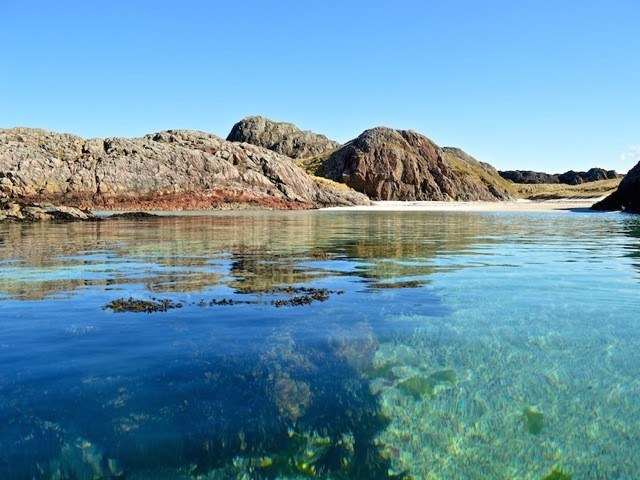 Tailor-Made Isle of Iona Small-Group Walking Tour with Jana McLellan