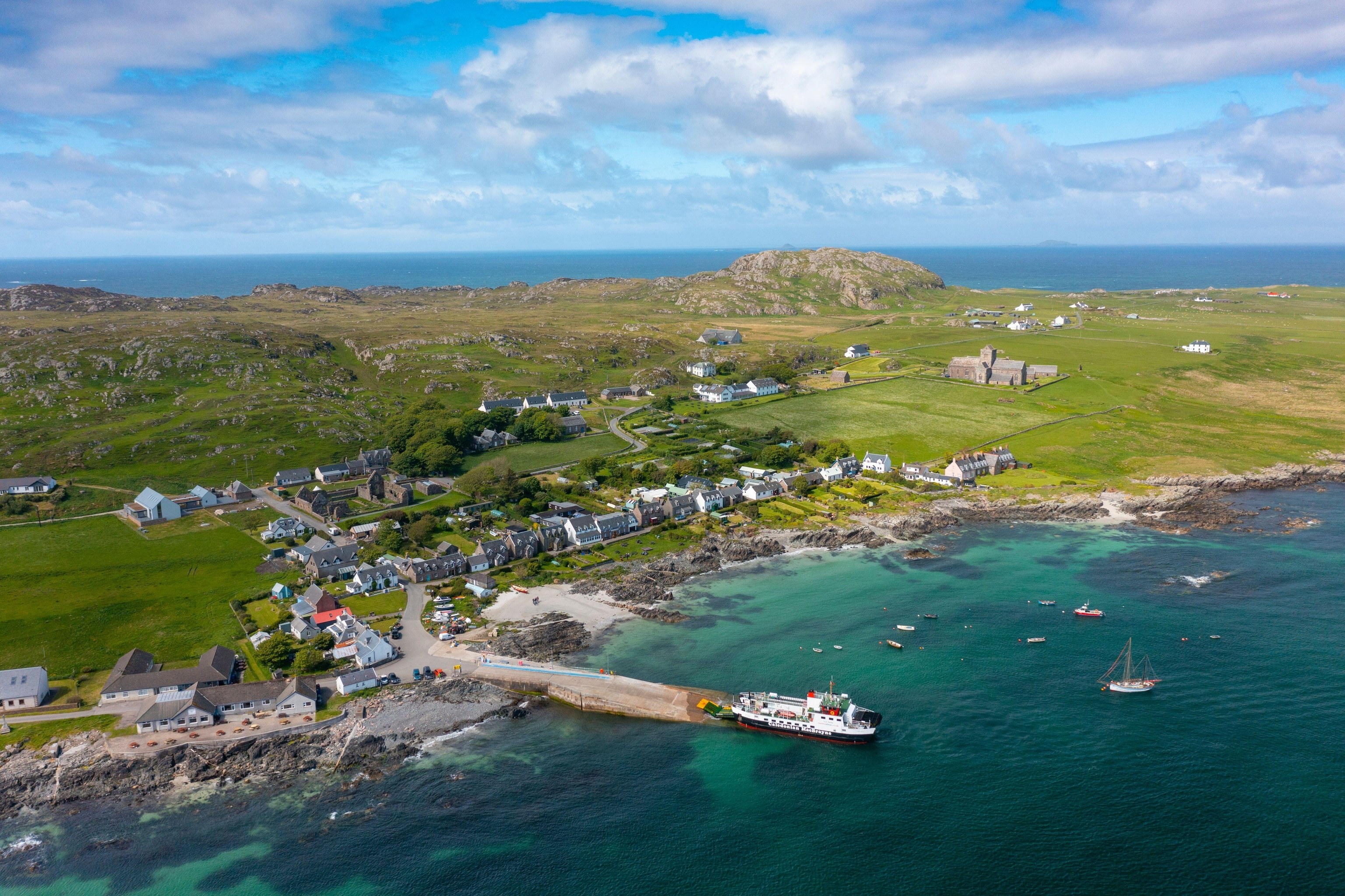 Iona's Sacred Landscape: Highlands & Islands Multi-Day Immersion