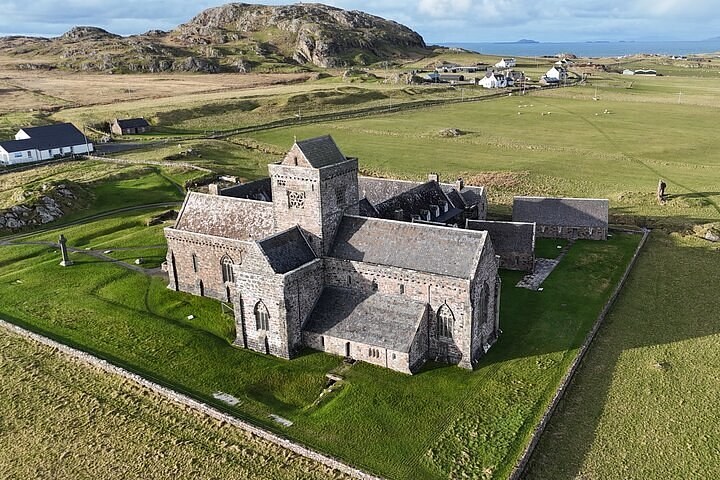 Private Highland & Iona Bespoke Day Tour with Macleod Heilan Tours