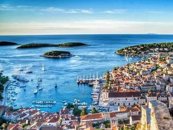 ToursByLocals: Bespoke Private Full-Day Guide — Fortress, Archipelago & Local Gastronomy