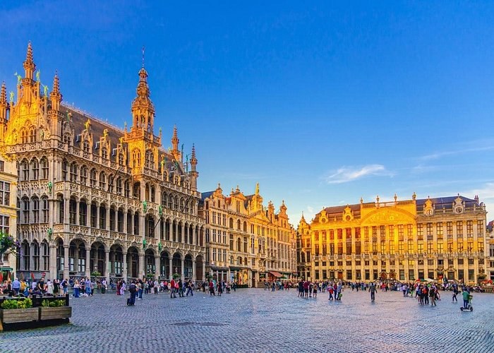 Brussels Grand Place & City Secrets: Private Expert Walking Tour