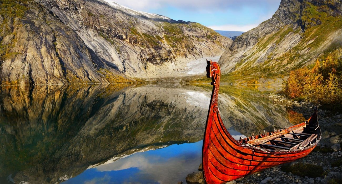 Ruins of Norse & Inuit Settlement: Archaeological Shore Walk