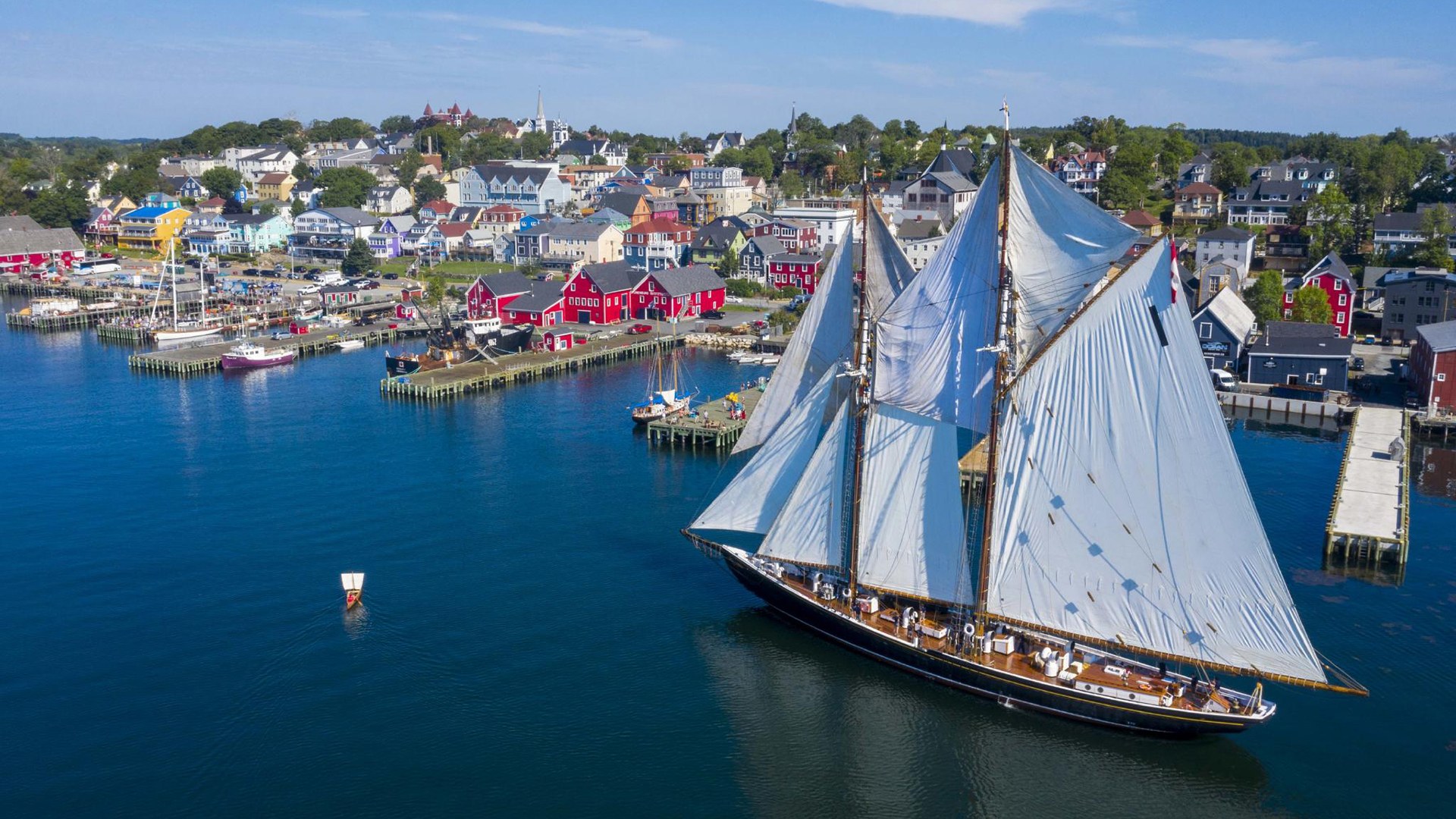Bluenose II & Fisheries Museum: Lunenburg's Living Legacy