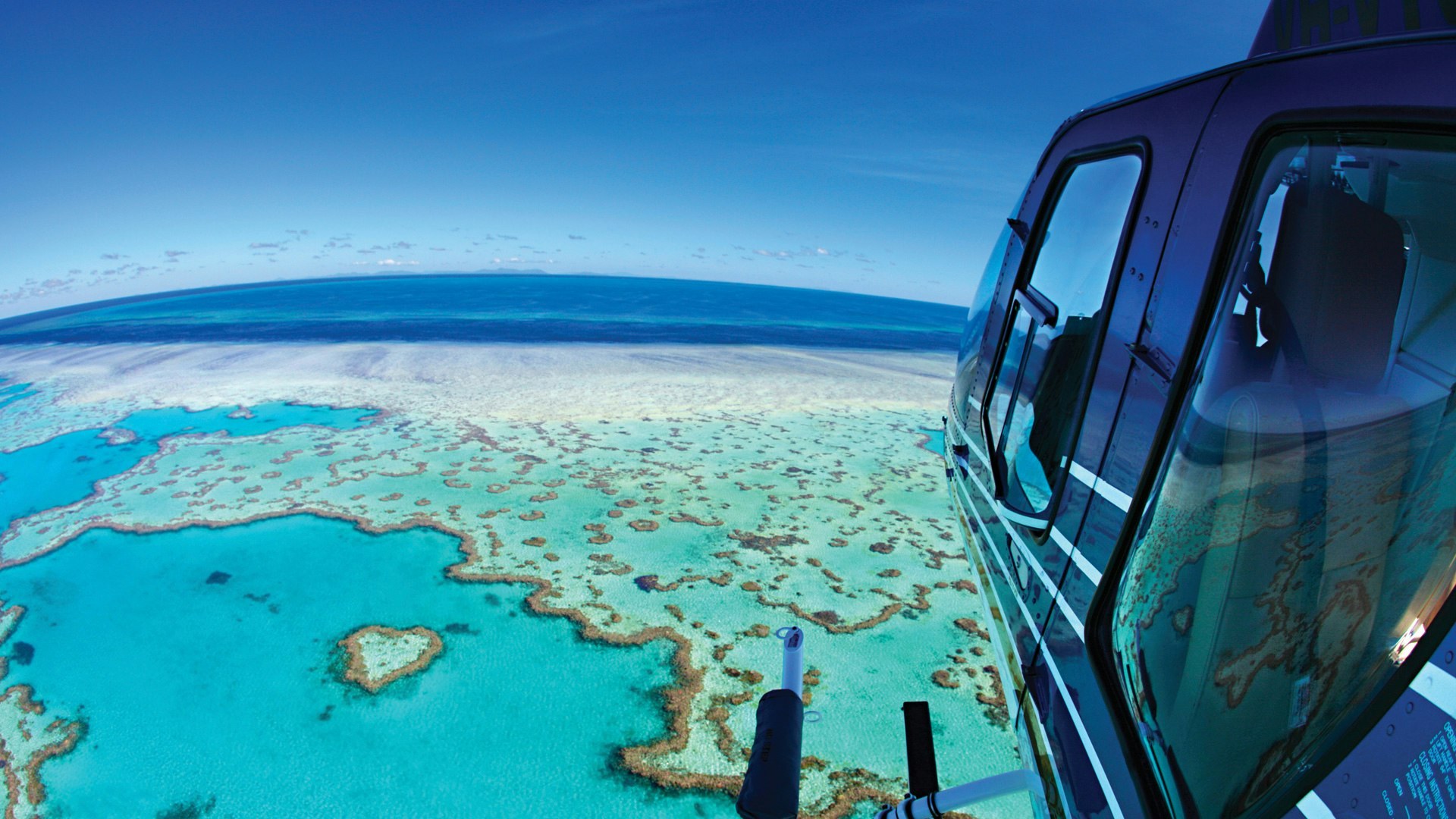 Private Helicopter Scenic Flight Over the Island & Reefs
