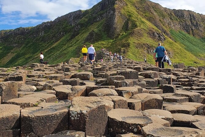 Giant's Causeway: Private Luxury Tour on the Causeway Coast