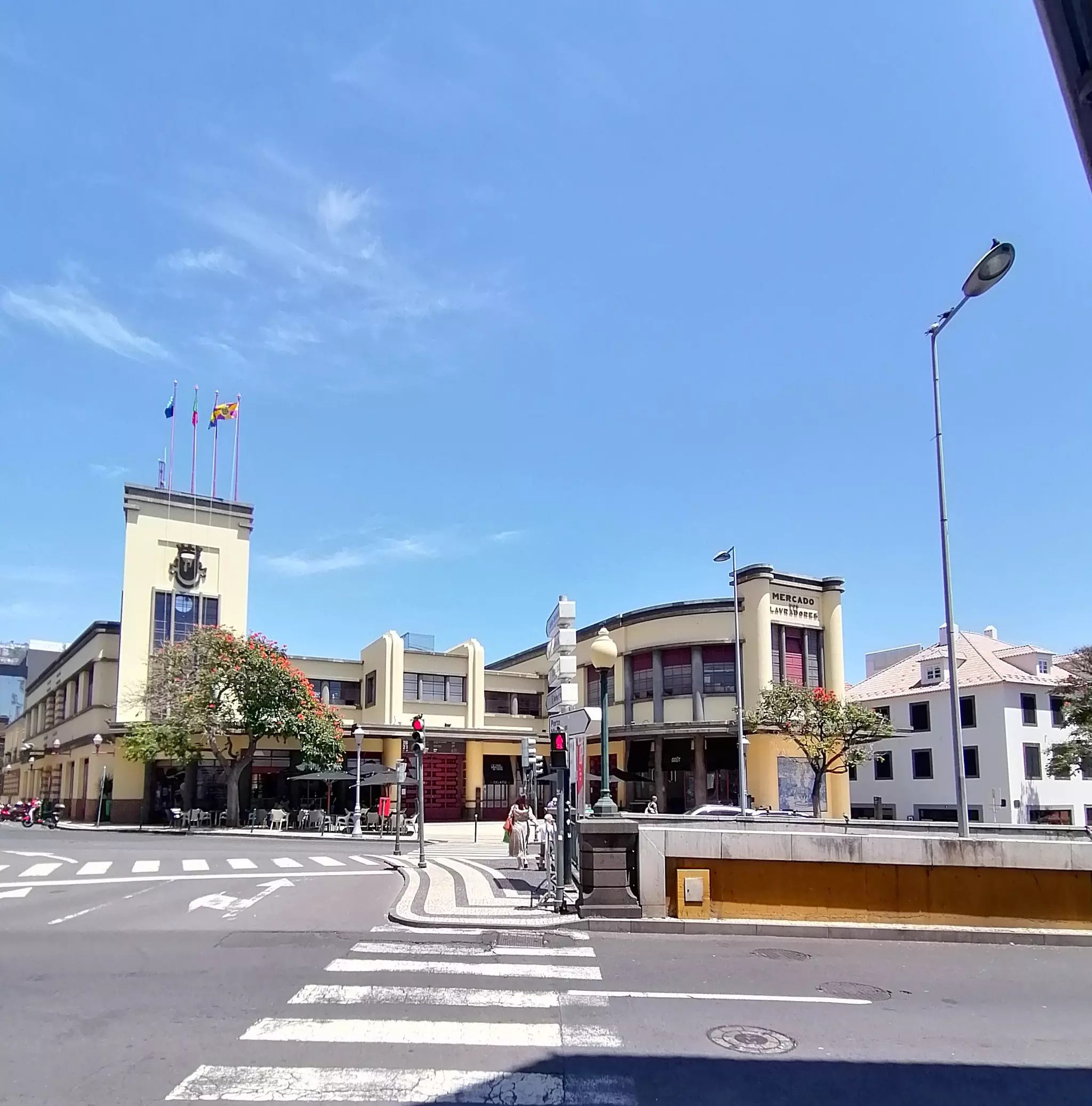 Funchal Old Town & Mercado dos Lavradores: Private Walking Masterclass