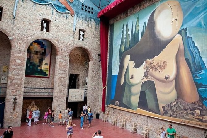Dalí Theatre-Museum Figueres: Private After-Hours VIP Access