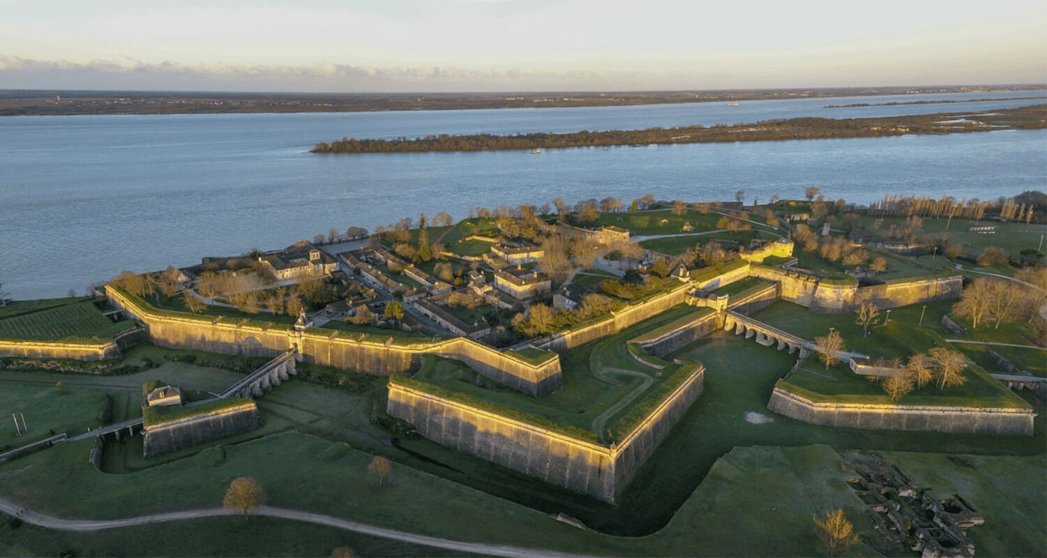 Private Guided Tour: Citadel, Estuary & Gironde Panoramas